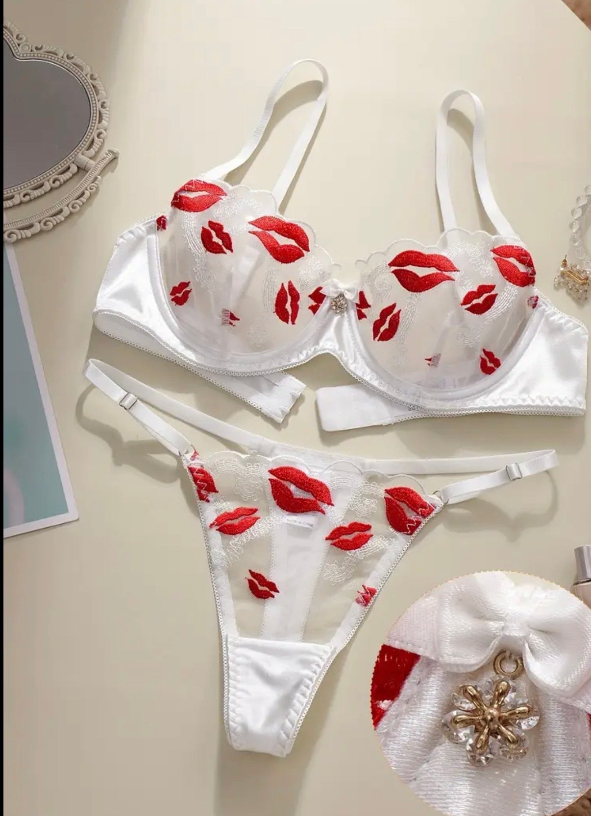 Set di lingerie sexy con motivo floreale