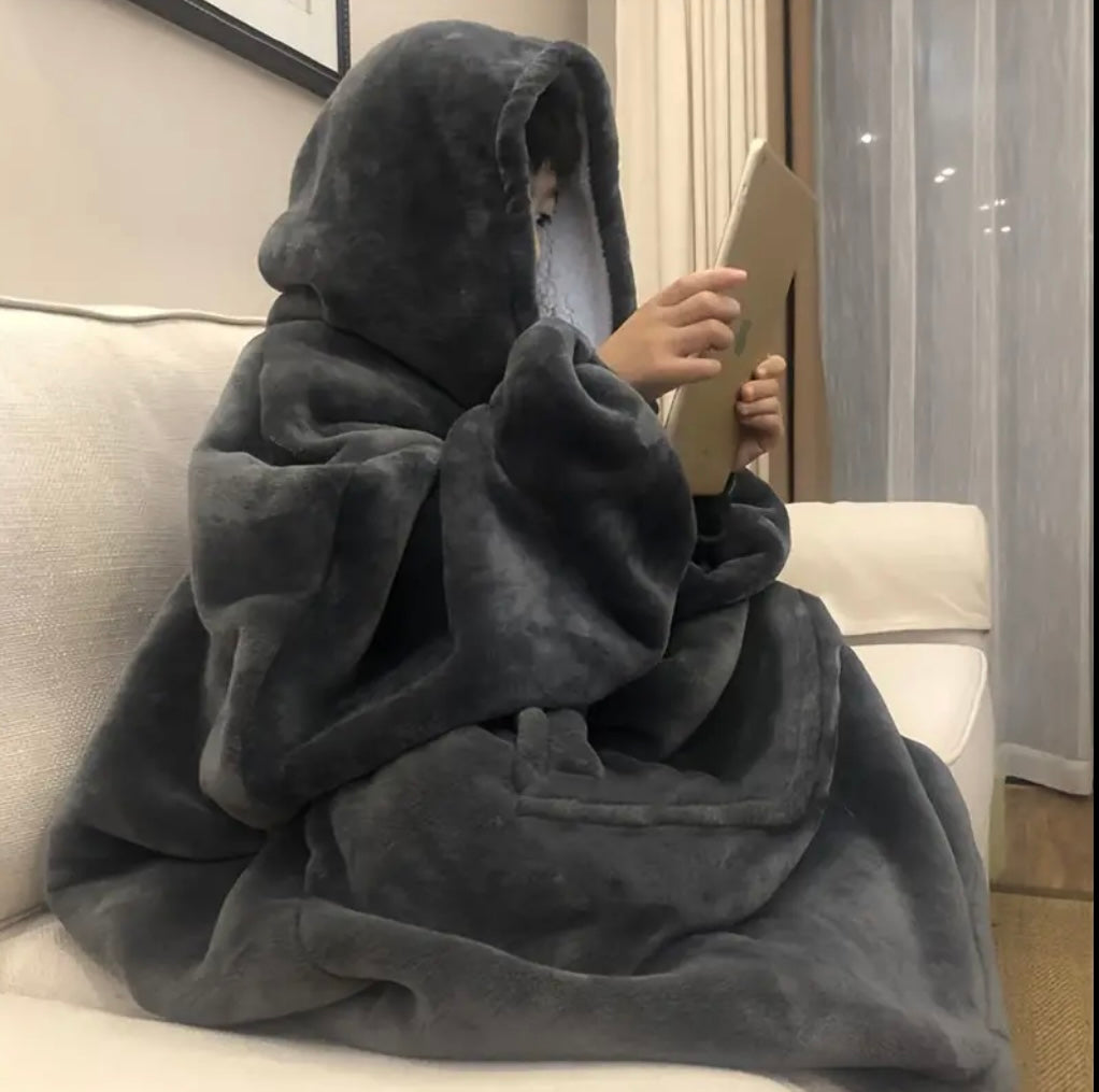 Coperta-Felpa Oversize – Il Calore Avvolgente del Comfort