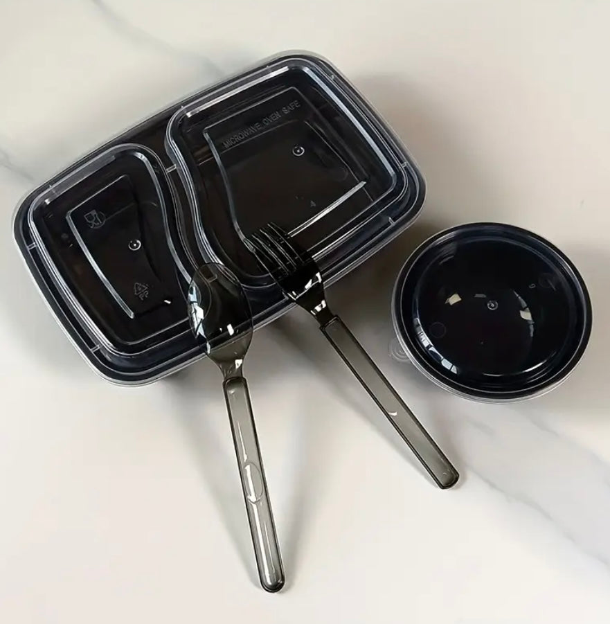 Set Tavola Completo da 40 Pezzi – Praticità e Stile per Ogni Pasto Fuori Casa